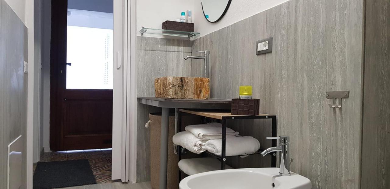 Mansarde & Suite Maison 1706 Lago Orta บอร์โกมาเนโร ภายนอก รูปภาพ